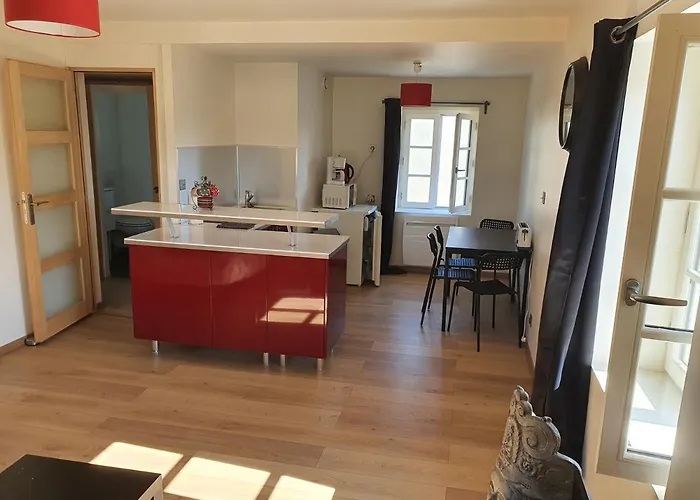 Appartement En Plein Centre De Deauville 2Eme